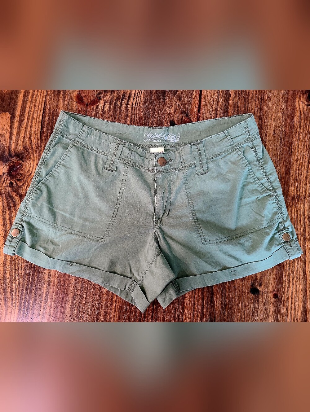 2016 Faded Glory Olive Utility Cuffed Women's Shorts
